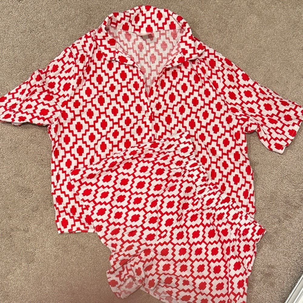 Red and White Geometric Womens pj set  size small